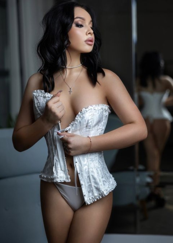 Индивидуалка Эмилия фото № 2 в городе Балаково