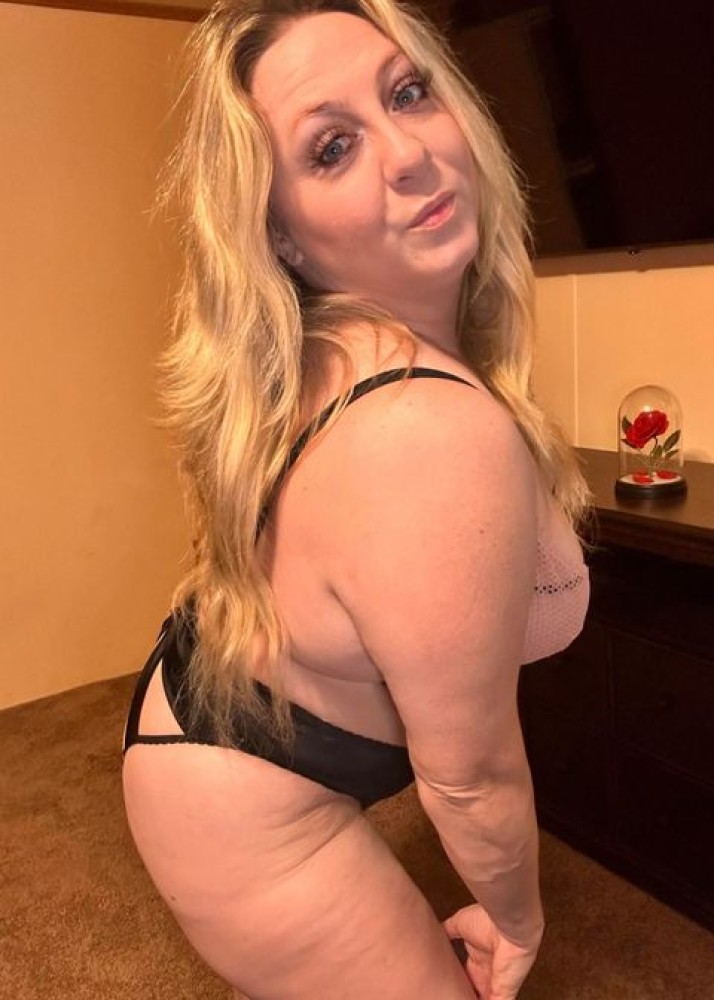 Индивидуалка Лена фото № 2 в городе Балаково